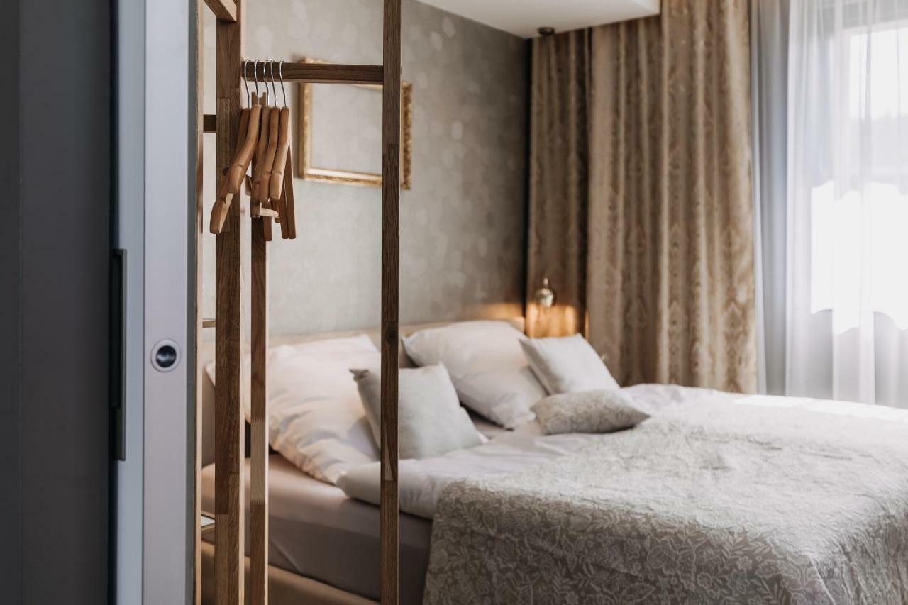 Villa Bricola - Boutique Apartments 카를로비바리 외부 사진